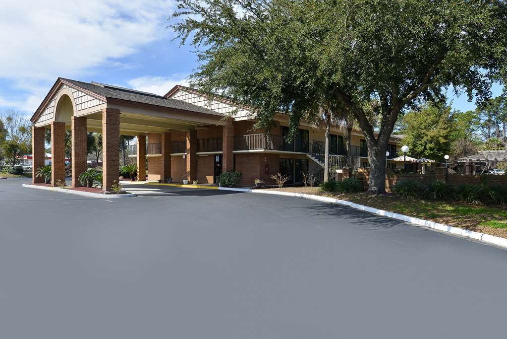 Super Value Inn Valdosta Exterior foto