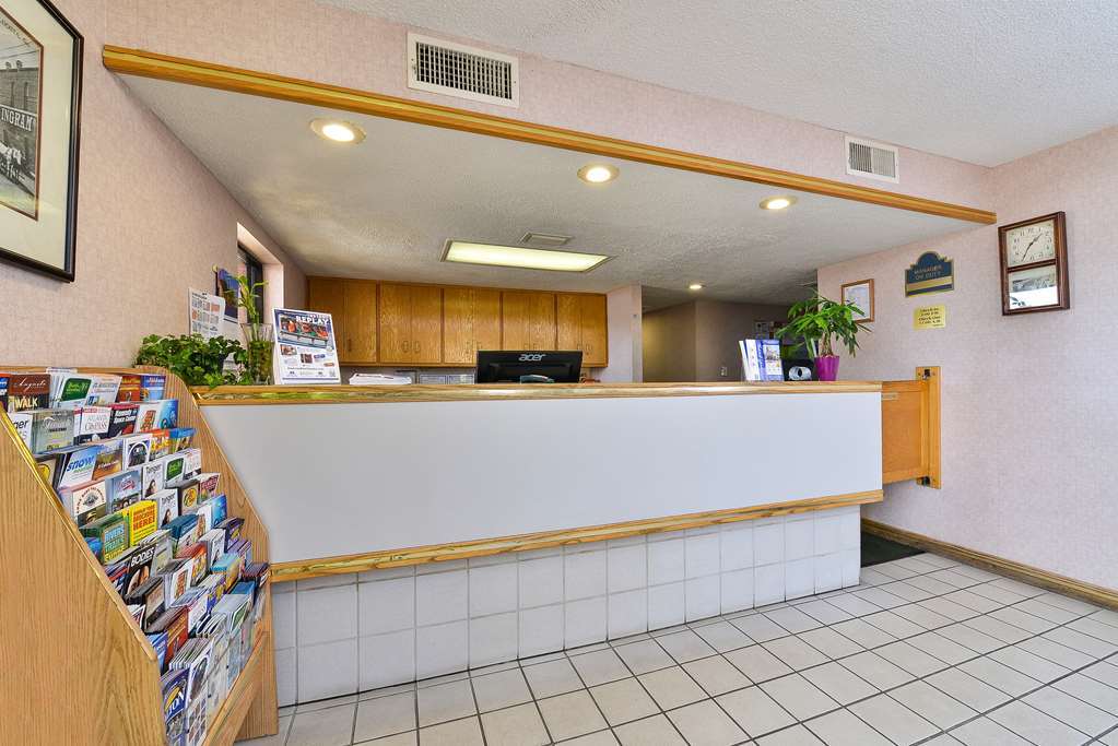 Super Value Inn Valdosta Interior foto