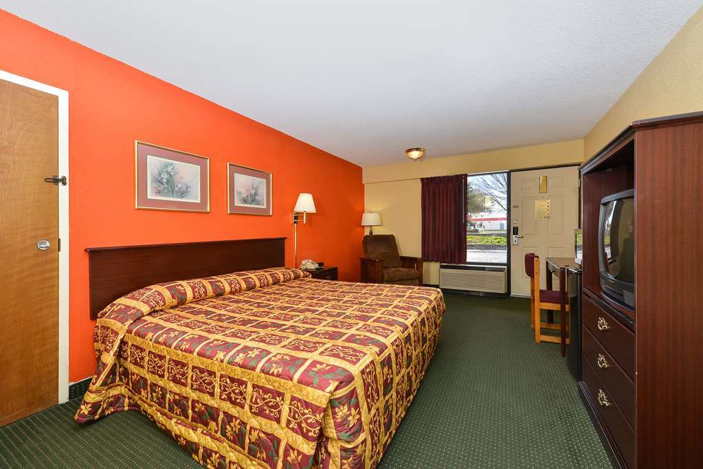 Super Value Inn Valdosta Quarto foto