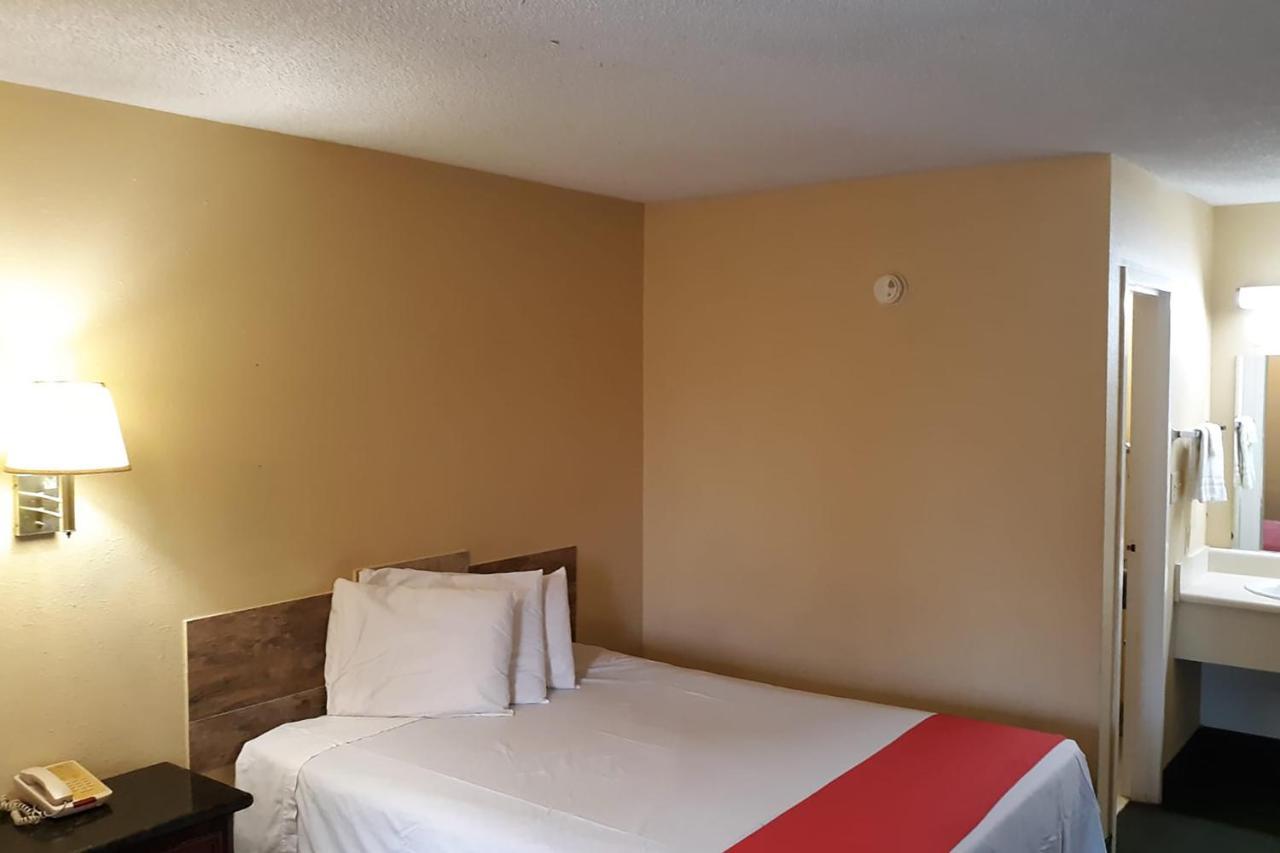Super Value Inn Valdosta Exterior foto