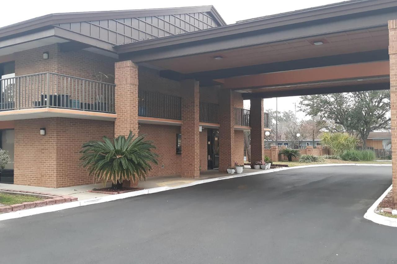 Super Value Inn Valdosta Exterior foto