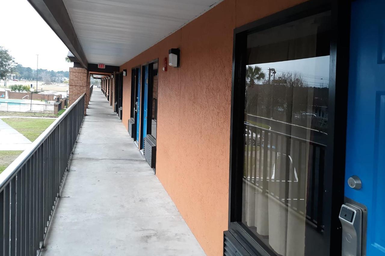Super Value Inn Valdosta Exterior foto